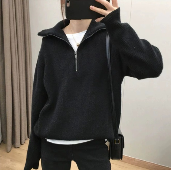 Свитер женский оверсайз с горлышком на молнии