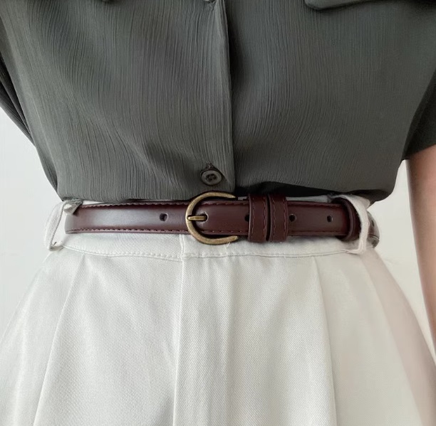 Тонкий женский ремень