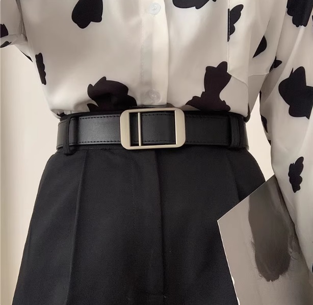 Женский кожаный ремень без перфорации