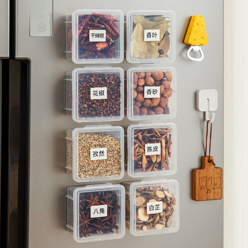 Контейнер на магните для хранения специй 1шт