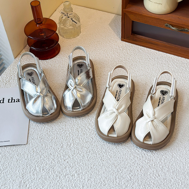 Сандалии детские