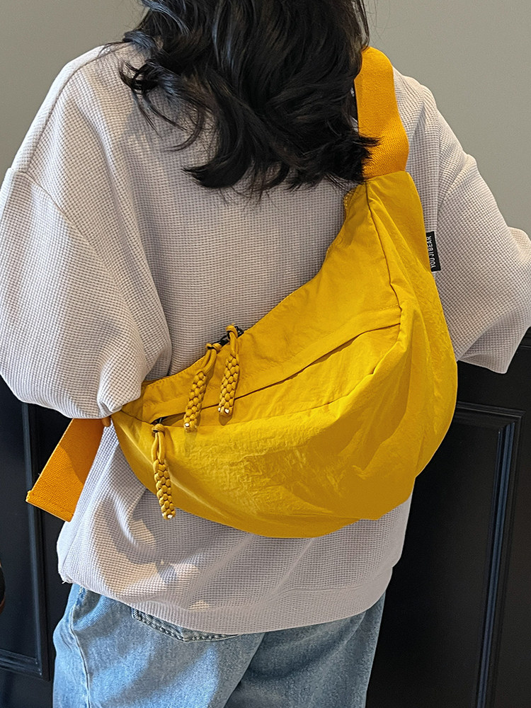 Сумка банан женская через плечо