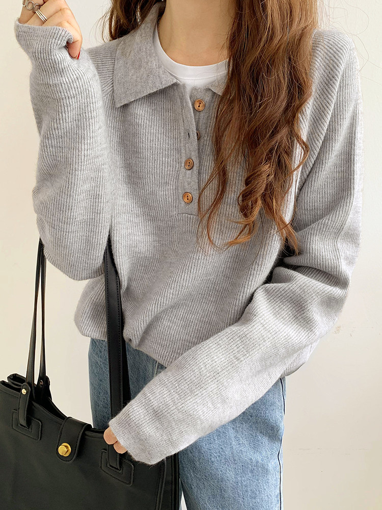 Свитер женский трикотажный