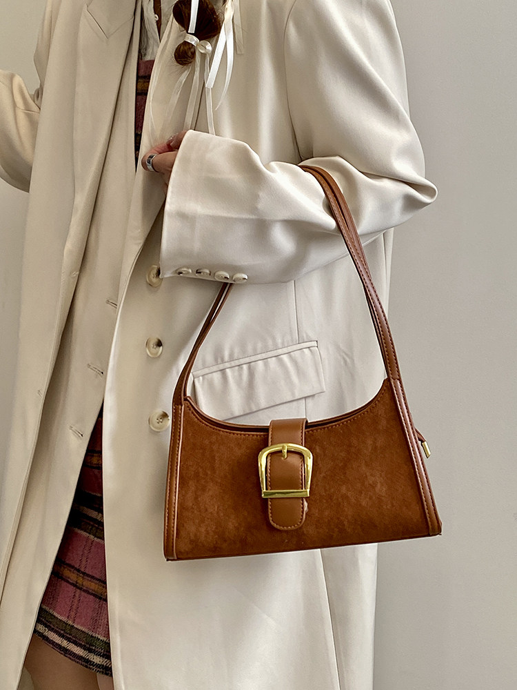 Сумка-багет женская