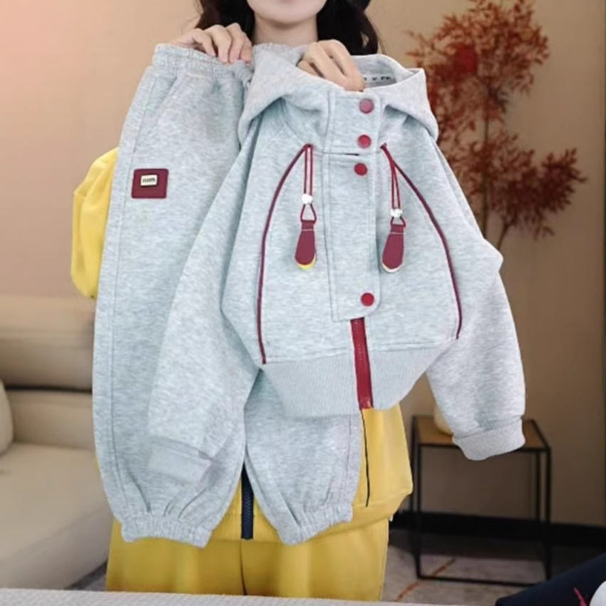 Детский костюм
